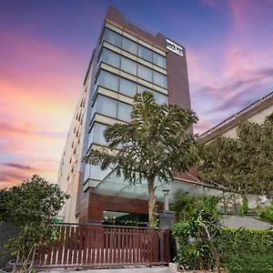 **** Hotel Park India