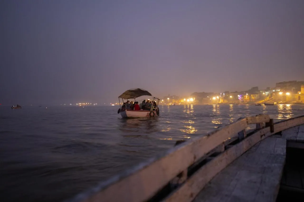 **** Resort Hotel Amritara Suryauday Haveli Varanasi India