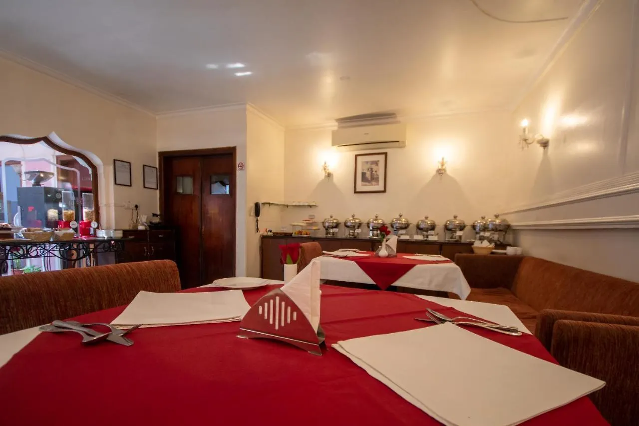 Hotel Amritara Suryauday Haveli Varanasi 4*,