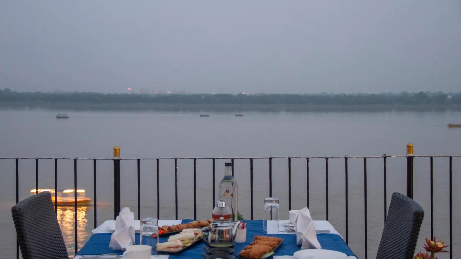 Hotel Amritara Suryauday Haveli Varanasi Resort